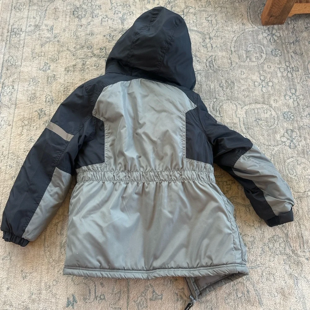 London Fog Boys Winter Coat Size 8 Gray Black Hooded Puffer Jacket